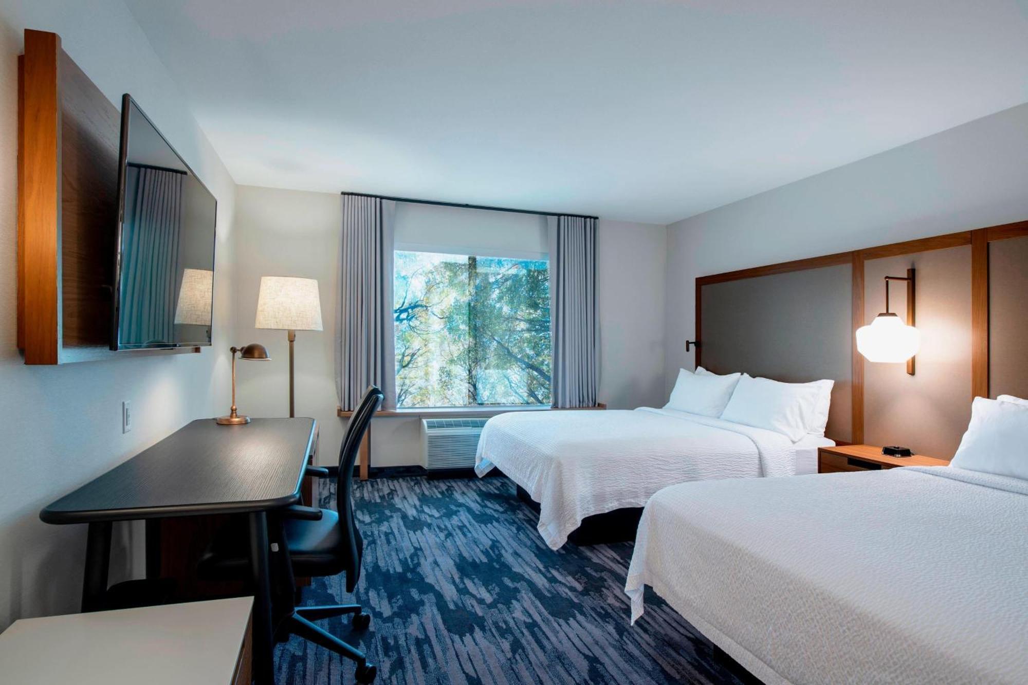 Fairfield Inn & Suites By Marriott Kelowna Buitenkant foto