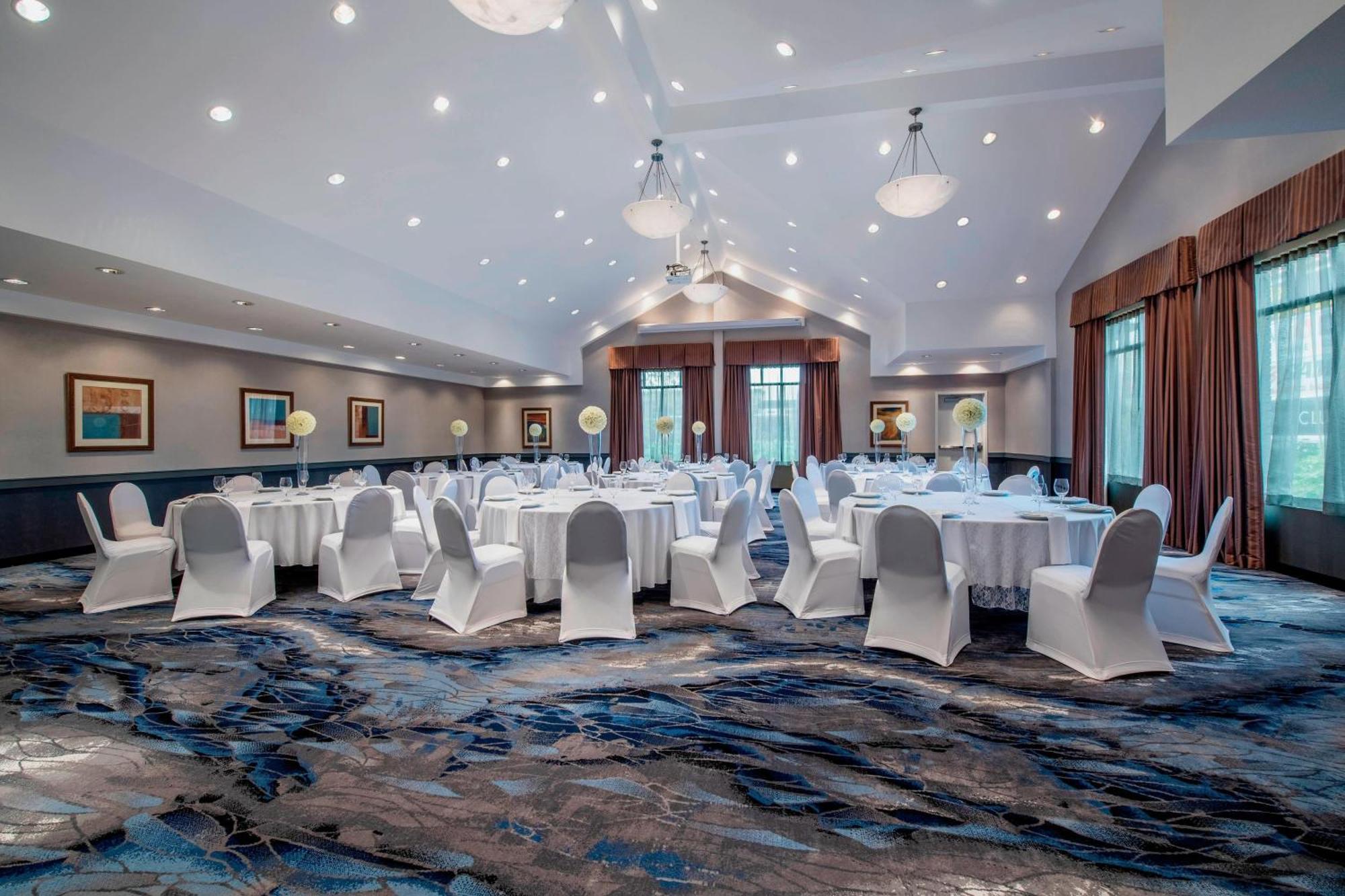 Fairfield Inn & Suites By Marriott Kelowna Buitenkant foto