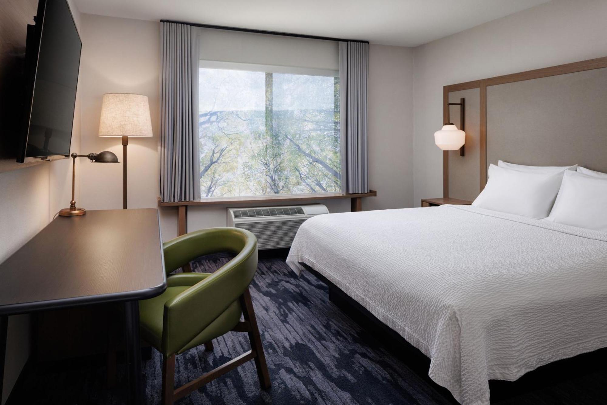 Fairfield Inn & Suites By Marriott Kelowna Buitenkant foto