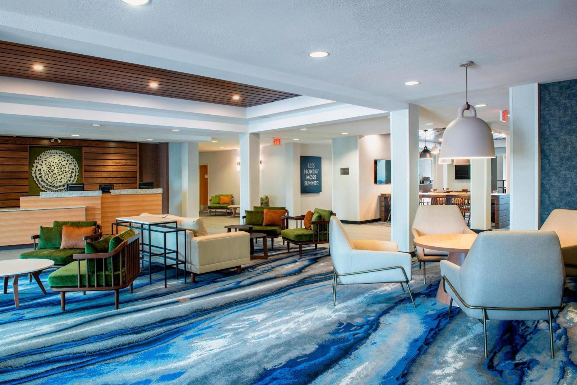 Fairfield Inn & Suites By Marriott Kelowna Buitenkant foto