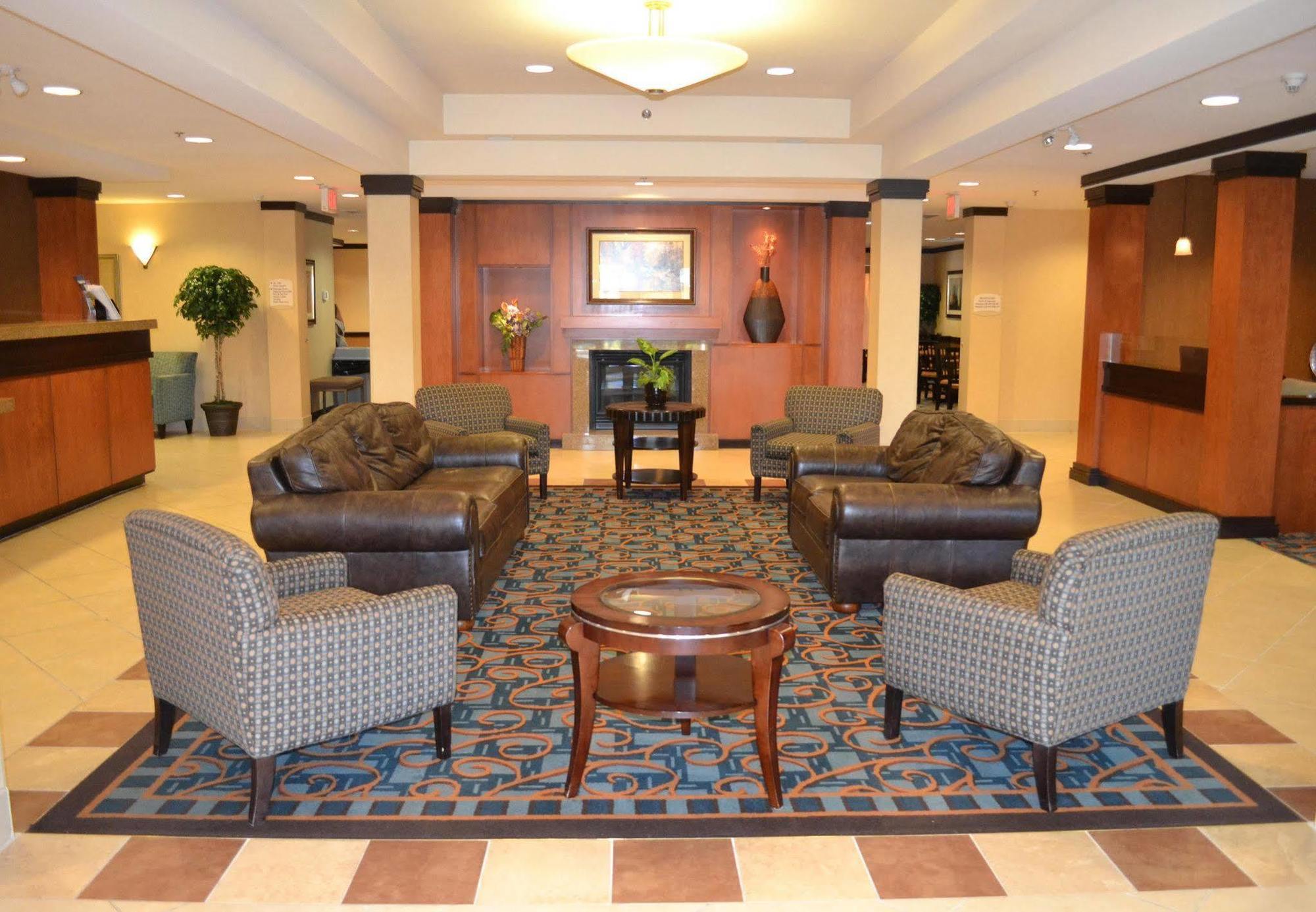 Fairfield Inn & Suites By Marriott Kelowna Interieur foto