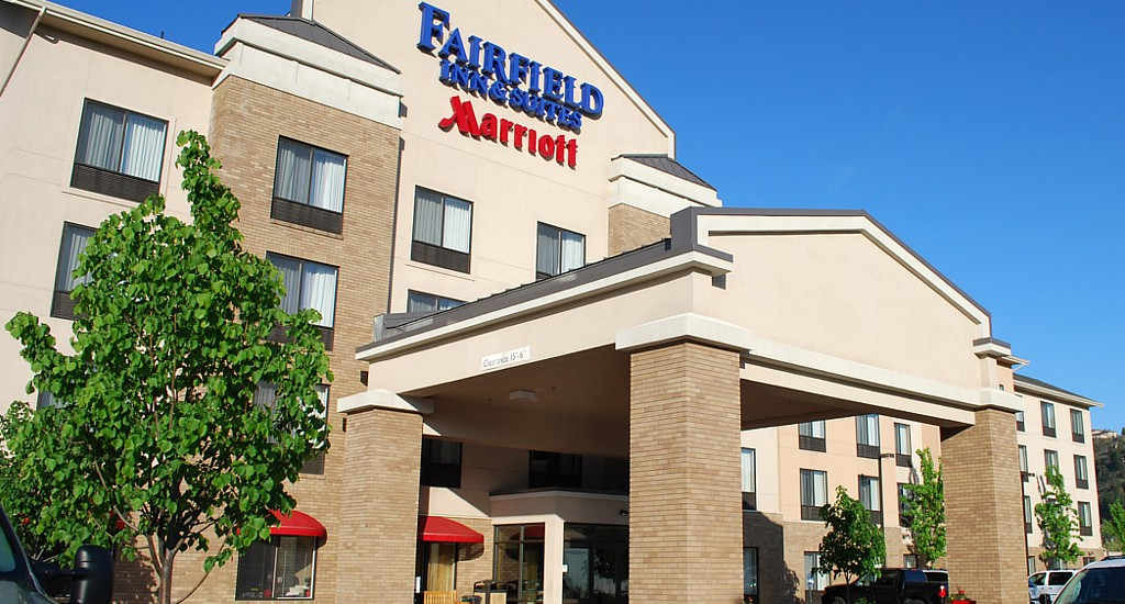 Fairfield Inn & Suites By Marriott Kelowna Buitenkant foto